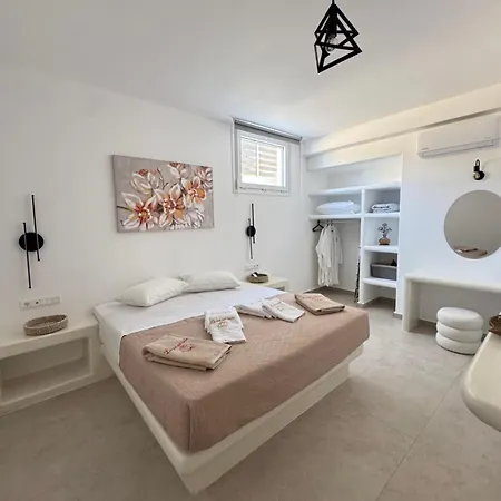 La Vie Est Belle Luxury With Jacuzzi 1 *