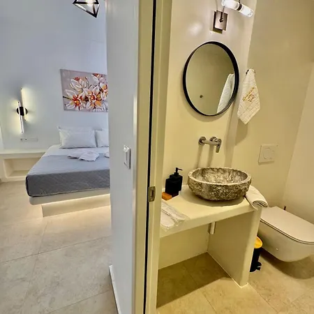 La Vie Est Belle Luxury With Jacuzzi 1 *