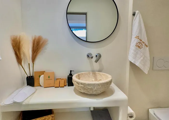 La Vie Est Belle Luxury With Jacuzzi 1 Appartamento