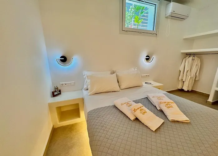 La Vie Est Belle Luxury With Jacuzzi 1 * Pounda