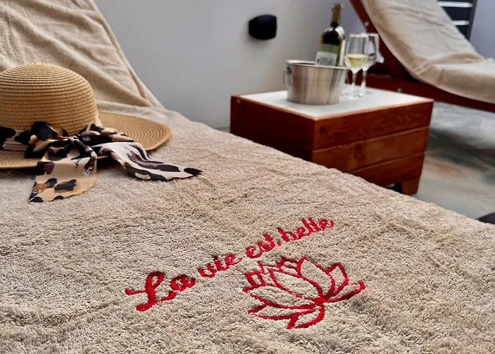 Appartamento La Vie Est Belle Luxury With Jacuzzi 1 *